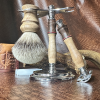 Satinwood & Leadwood Silver Tip Wet Shaving Set - Image 3