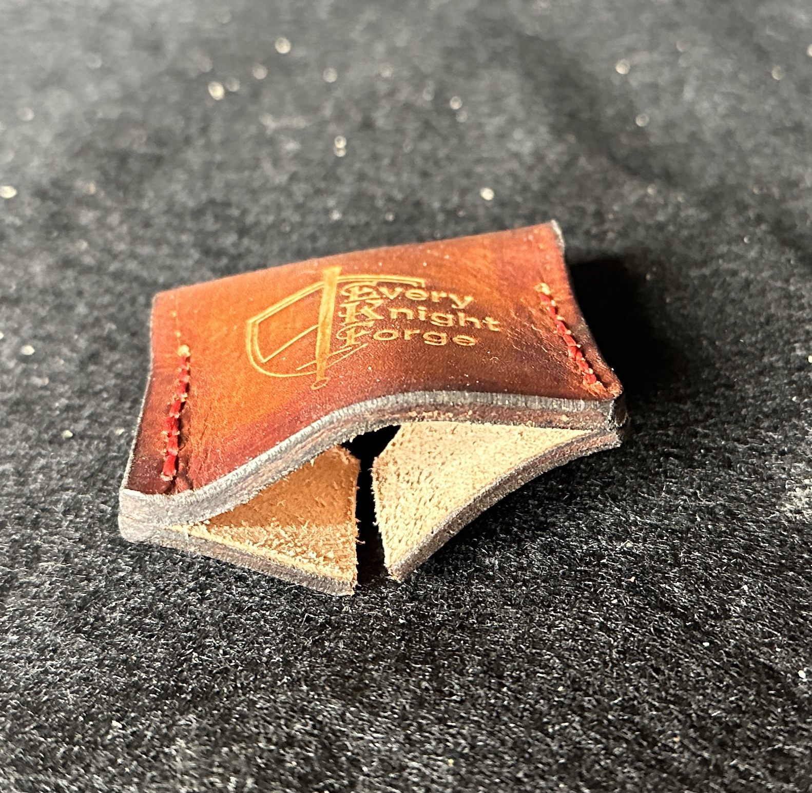 Leather Travel Sheath for DE Safety Razor - Image 4